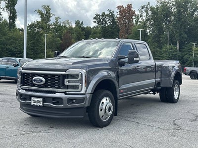 2026 Ford Super Duty F-450 DRW Platinum