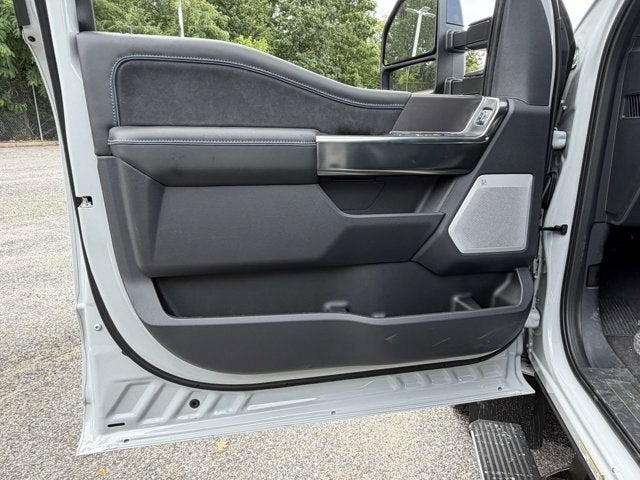 2026 Ford Super Duty F-450 DRW Platinum