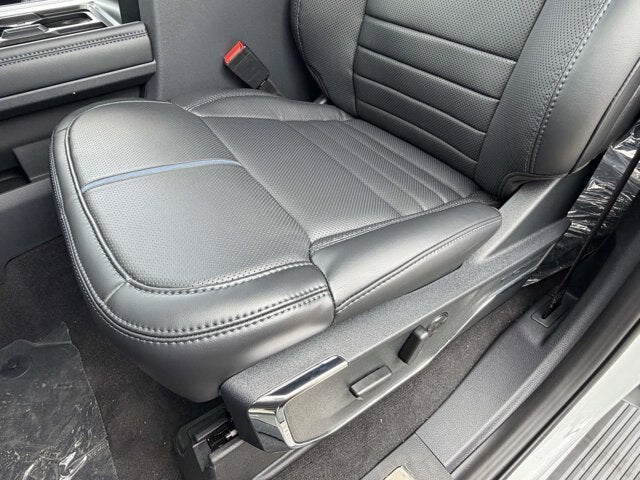 2026 Ford Super Duty F-450 DRW Platinum