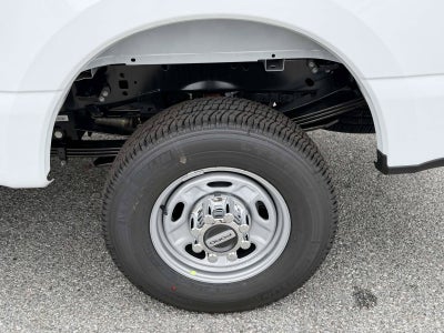 2027 Ford Super Duty F-350 SRW XL