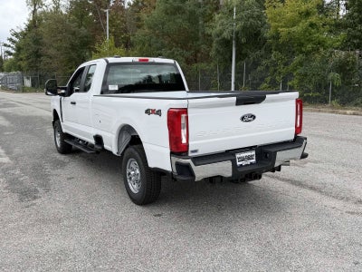 2027 Ford Super Duty F-350 SRW XL