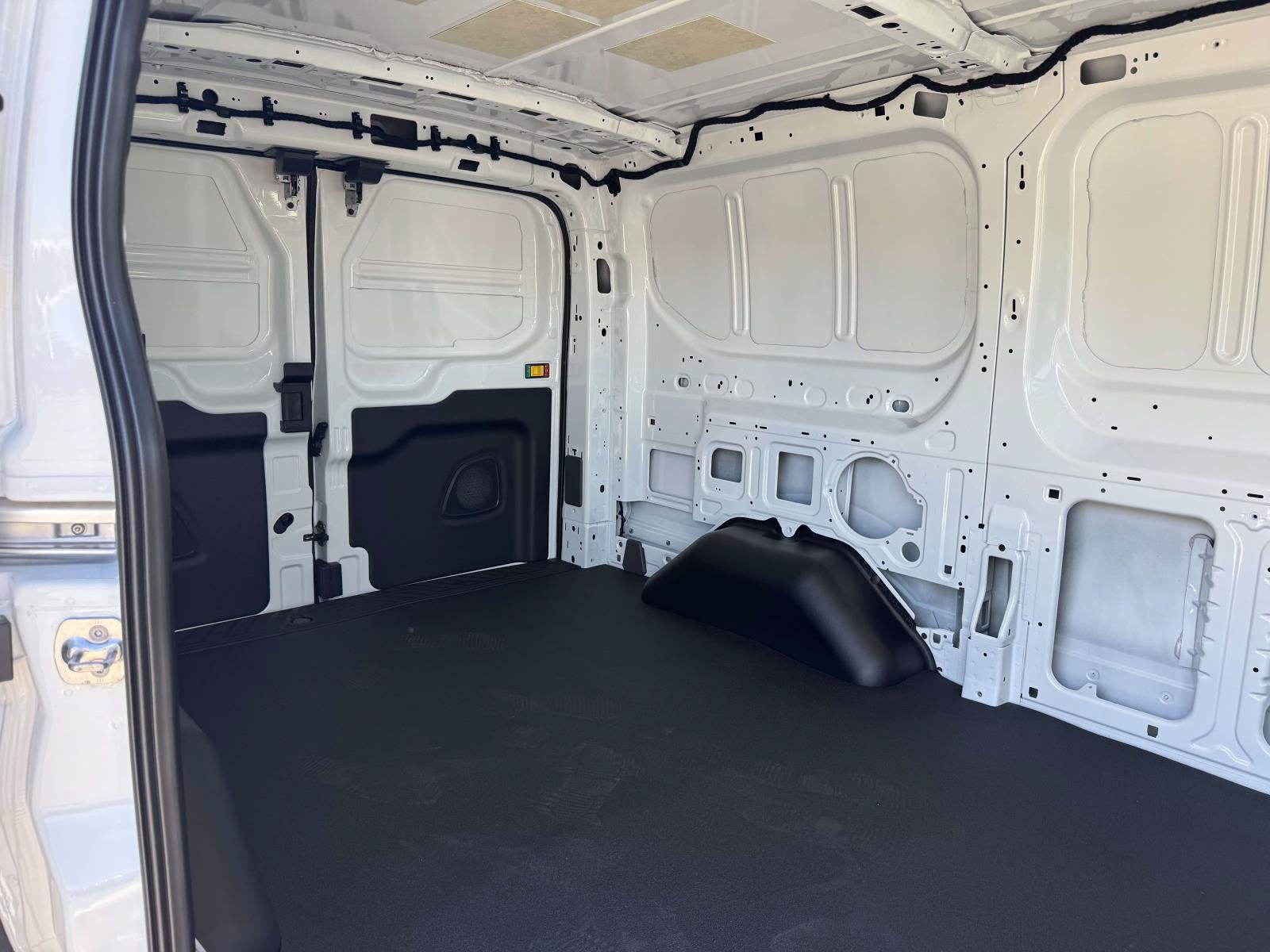 2027 Ford Transit Cargo Van T-250 130" Low Rf 9150 GVWR RWD