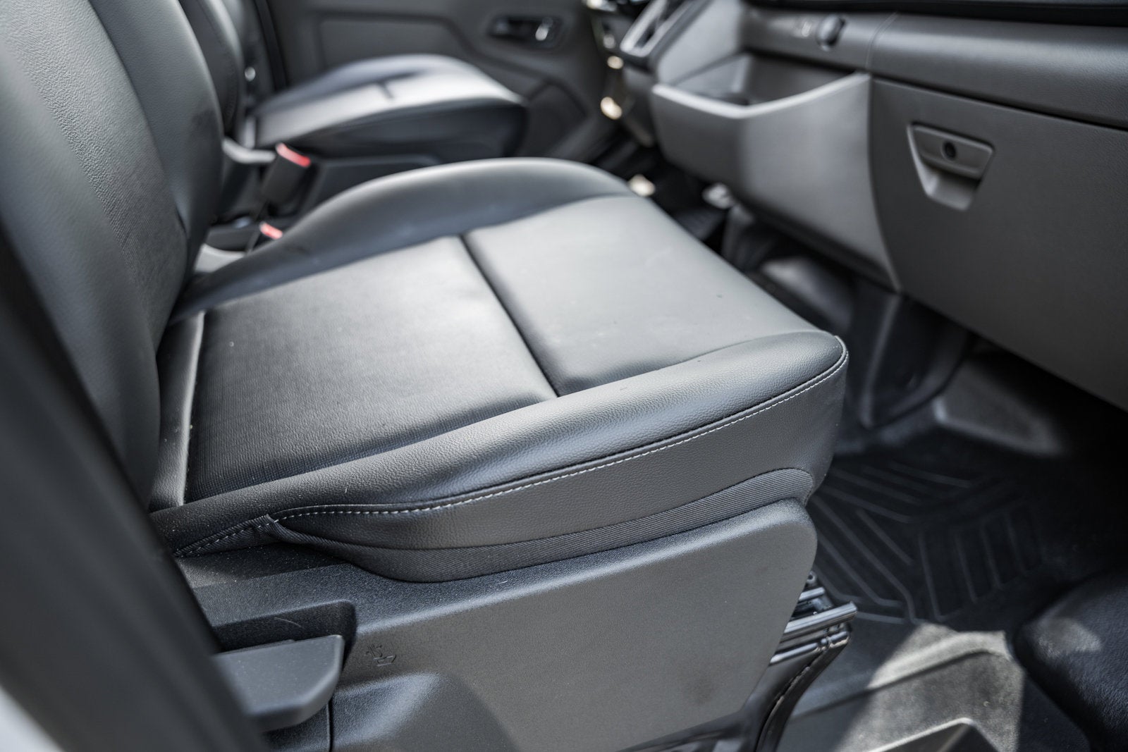 2025 Ford Transit Cargo Van 350