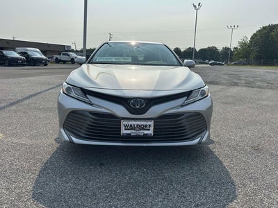 2020 Toyota Camry Hybrid XLE
