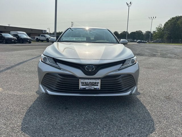 2020 Toyota Camry Hybrid XLE