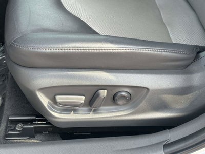 2020 Toyota Camry Hybrid XLE