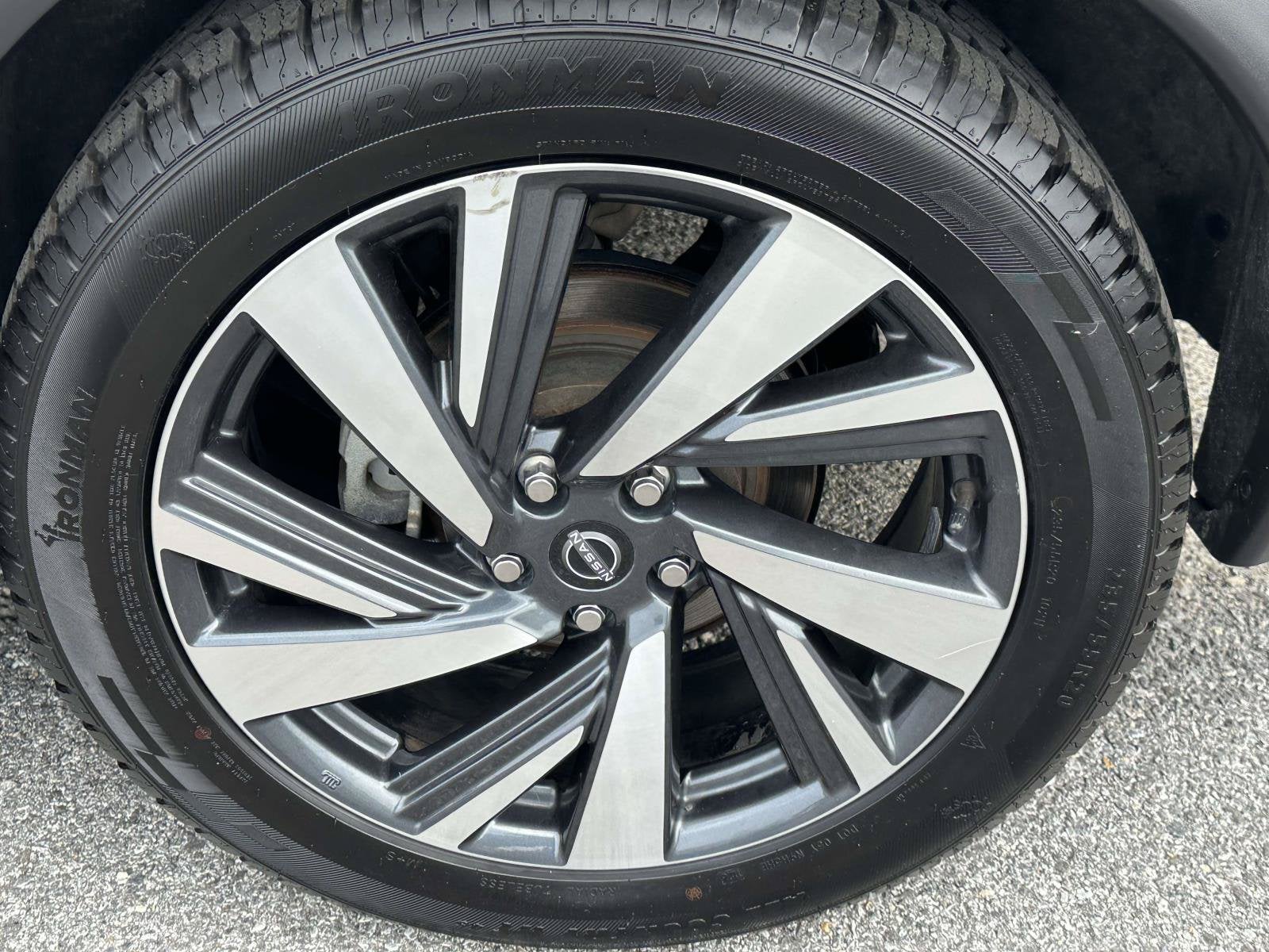 2023 Nissan Murano SL