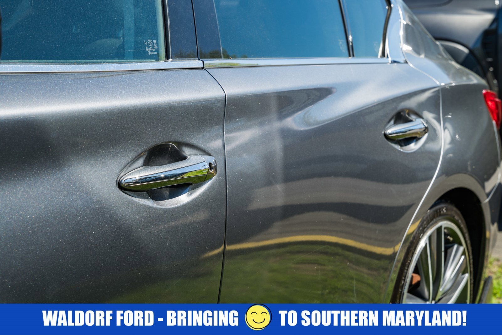 2015 INFINITI Q50 Hybrid Sport