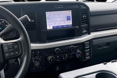 2025 Ford Super Duty F-350 SRW XLT