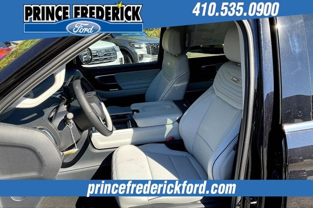 2025 Ford Expedition Platinum