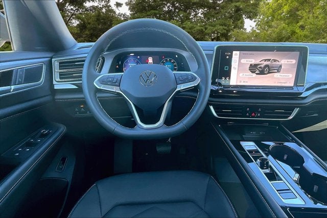 2024 Volkswagen Atlas Cross Sport 2.0T SE w/Technology