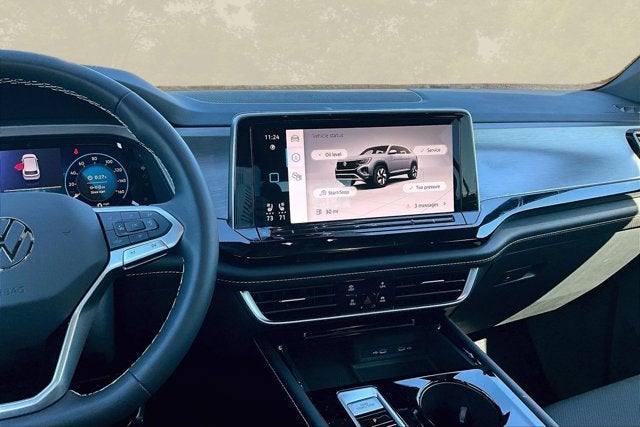 2024 Volkswagen Atlas Cross Sport 2.0T SE w/Technology