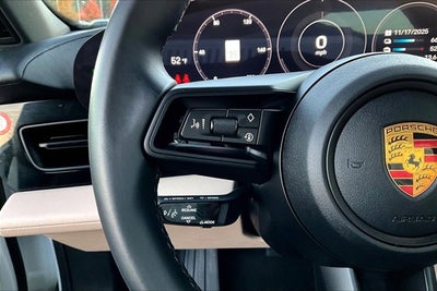 2022 Porsche Taycan Base