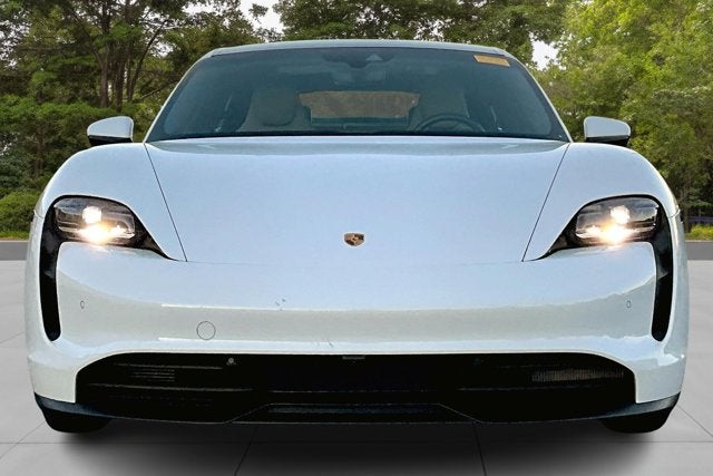 2022 Porsche Taycan Base