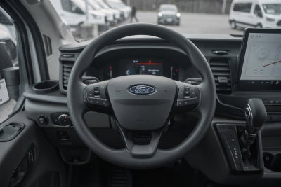 2026 Ford Transit Passenger Wagon XL