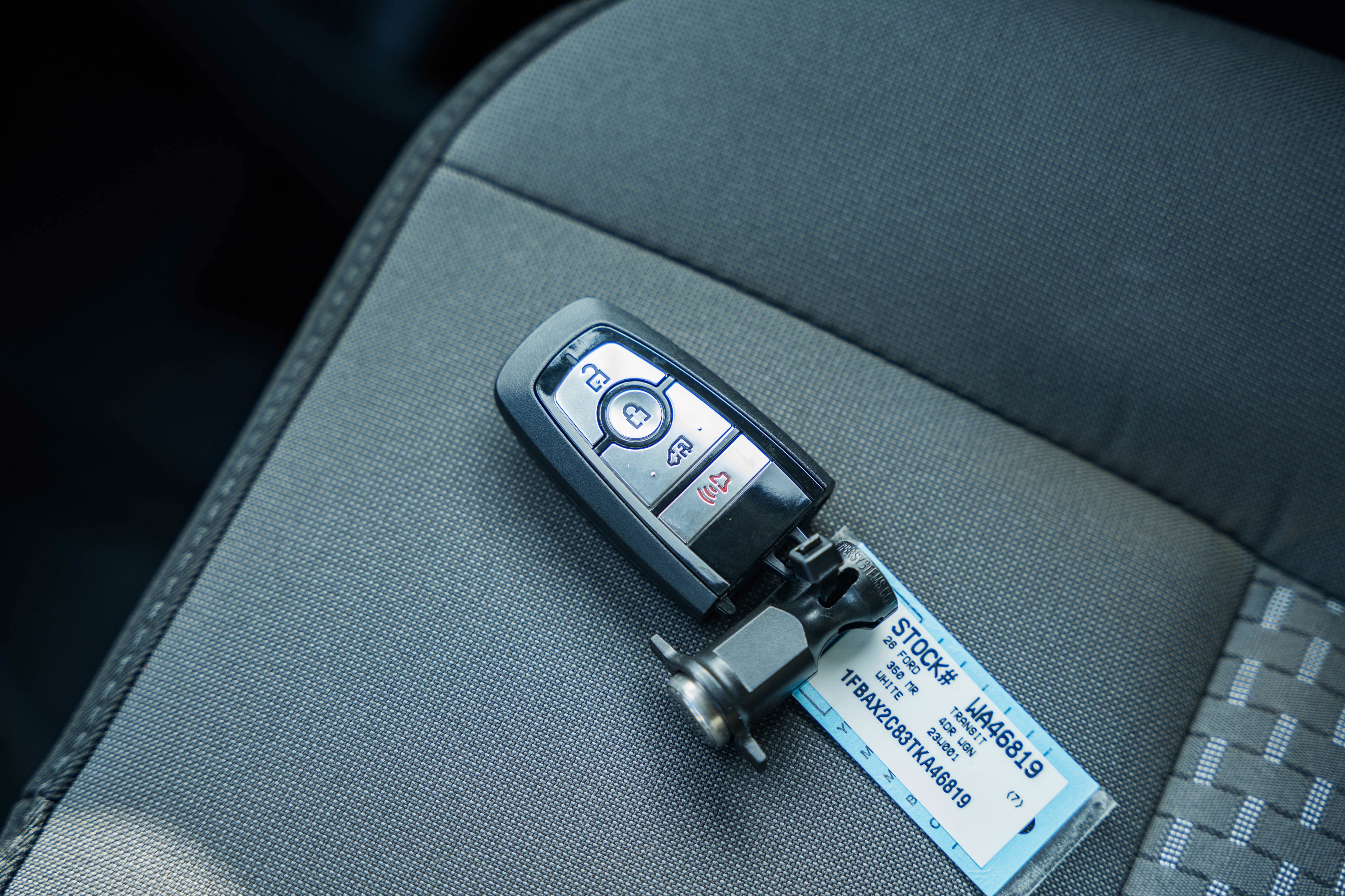 2026 Ford Transit Passenger Wagon XLT