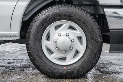 2026 Ford E-Series Cutaway E-350 SRW