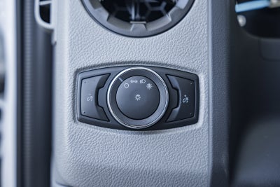 2026 Ford E-Series Cutaway E-450 DRW