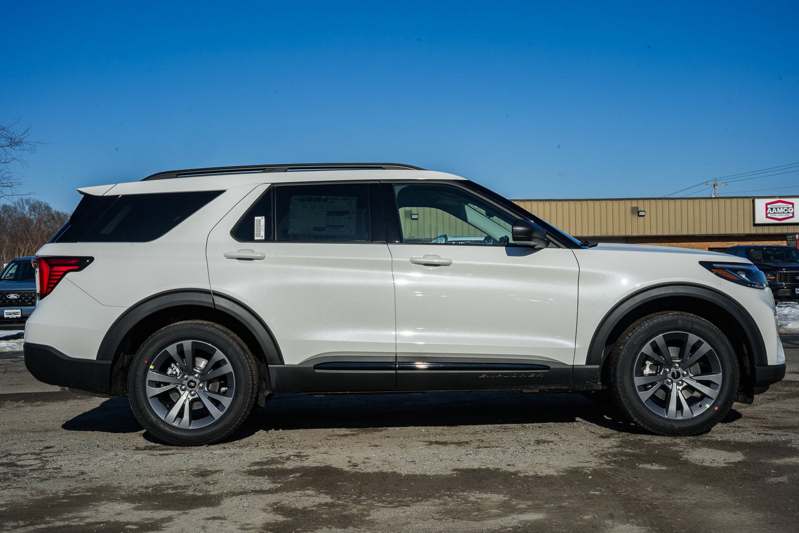 2026 Ford Explorer Active w/200A Pkg