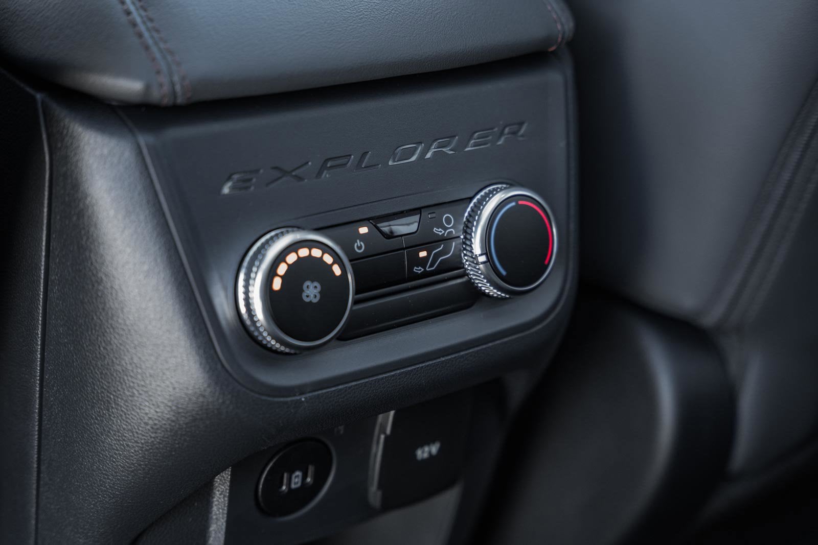 2026 Ford Explorer Active w/100A Pkg