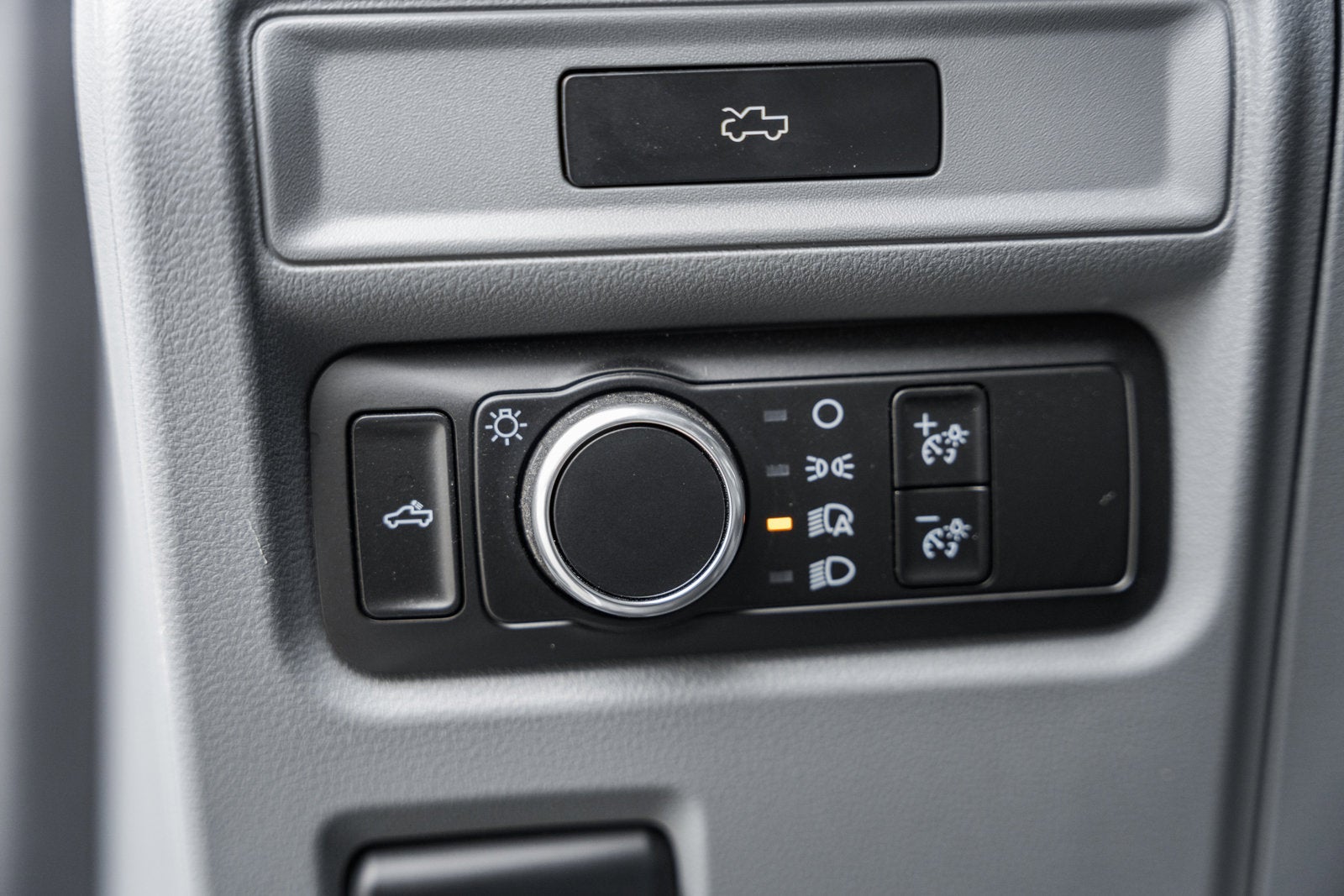 2024 Ford F-150 Lightning Pro