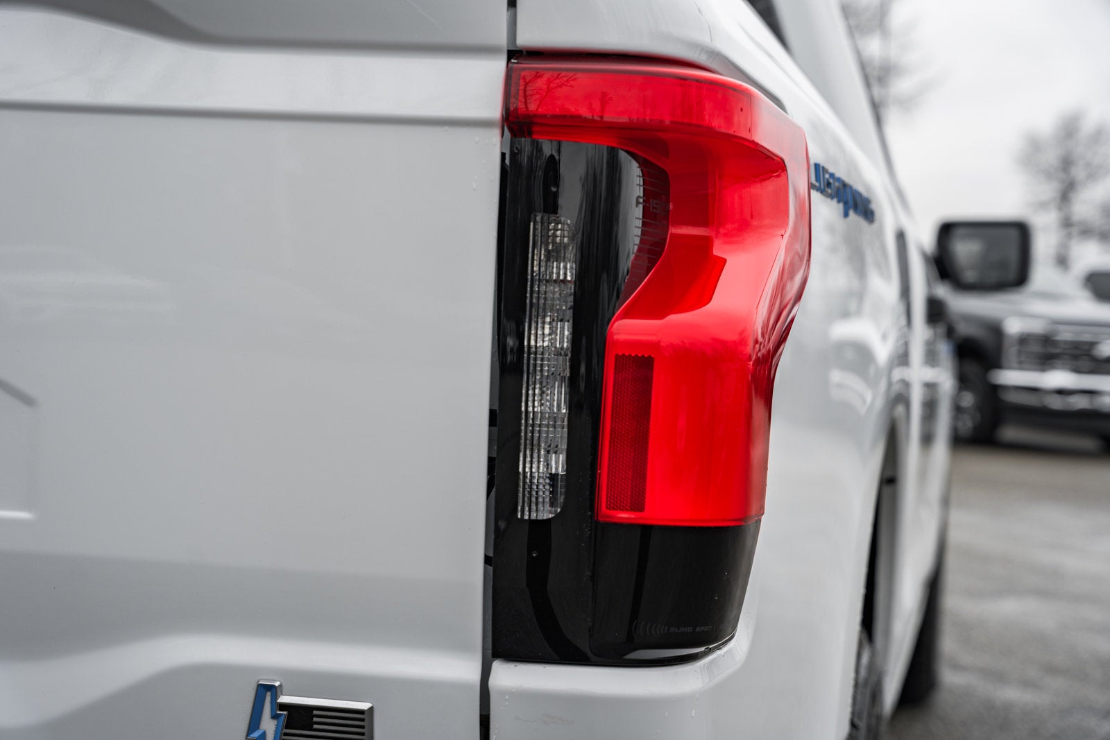 2024 Ford F-150 Lightning Pro