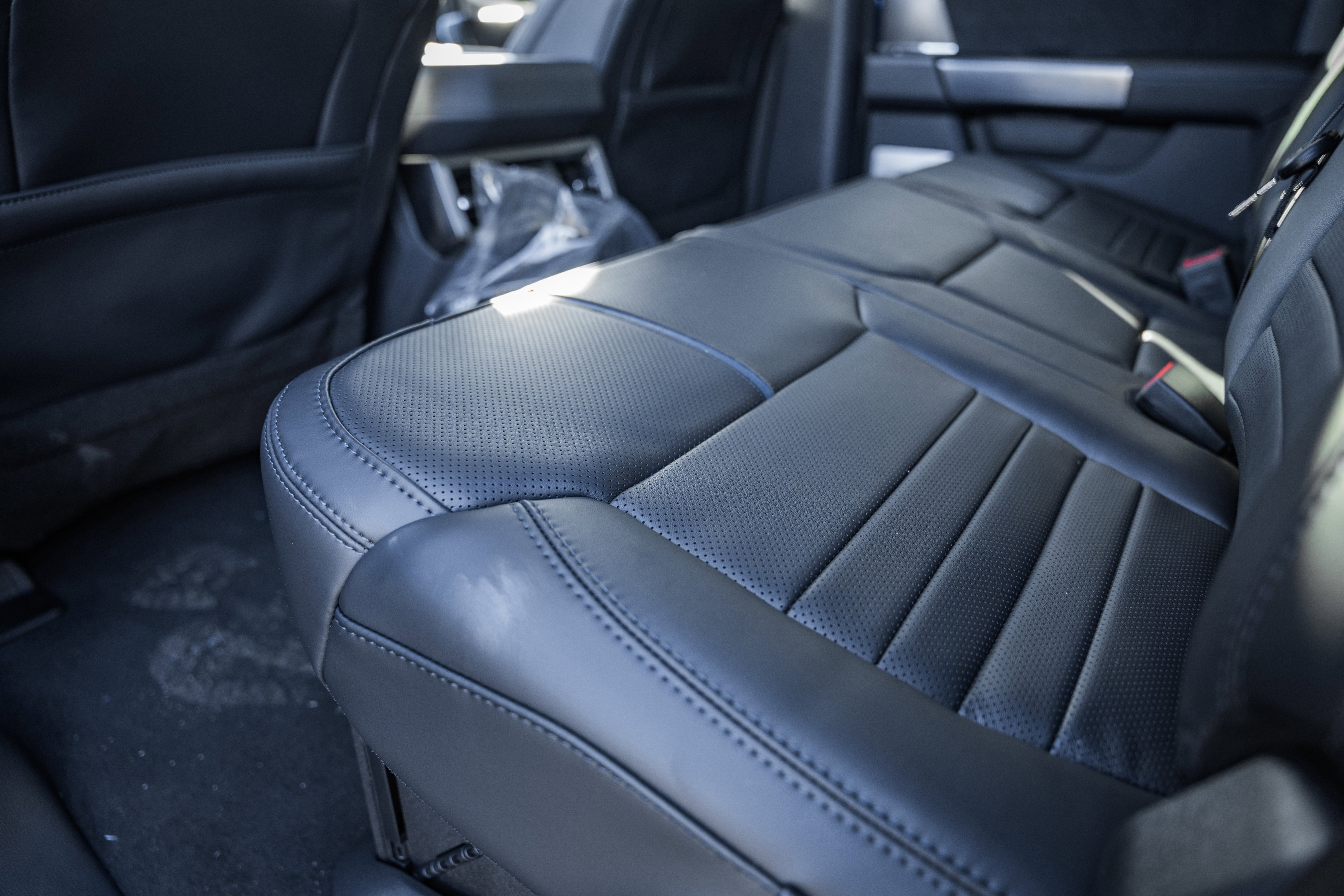 2026 Ford Super Duty F-350 SRW Platinum