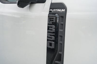 2026 Ford Super Duty F-350 SRW Platinum