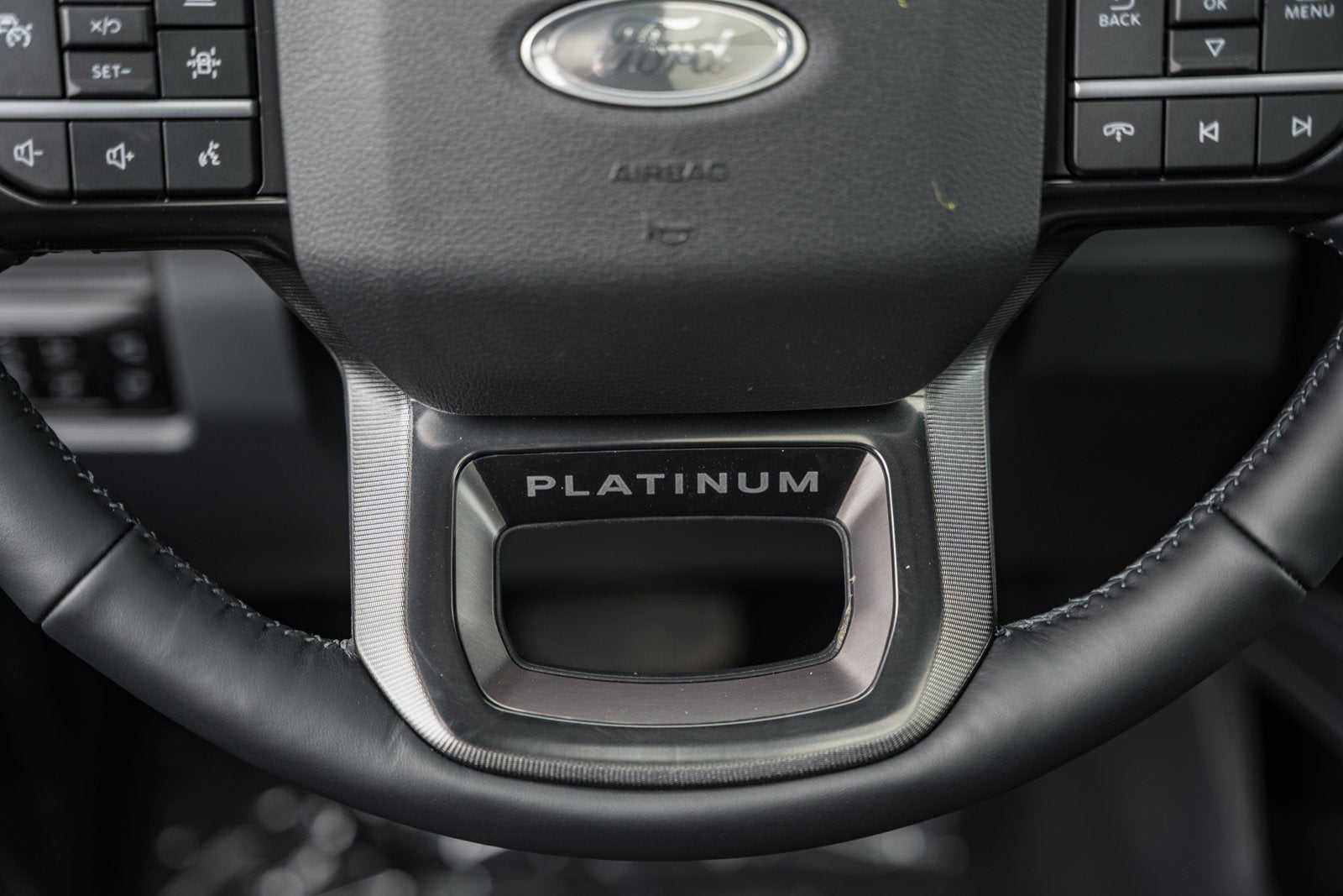 2026 Ford Super Duty F-350 SRW Platinum