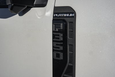 2026 Ford Super Duty F-350 SRW Platinum