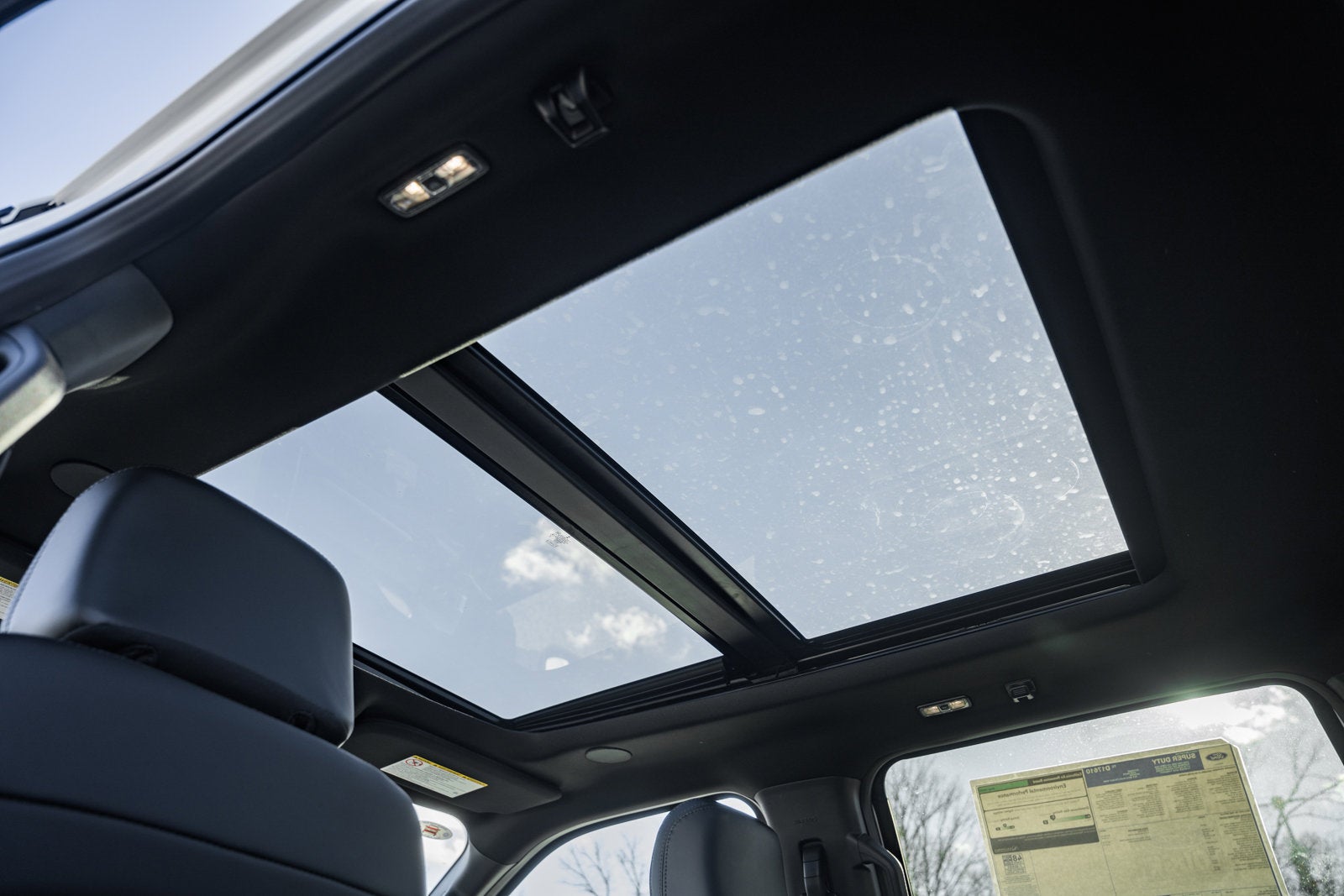 2026 Ford Super Duty F-350 SRW Platinum