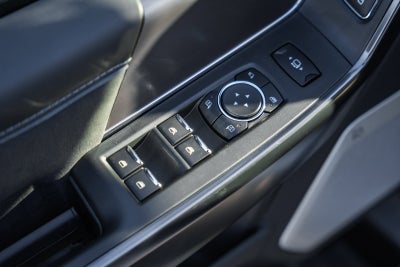 2026 Ford Super Duty F-350 SRW Platinum