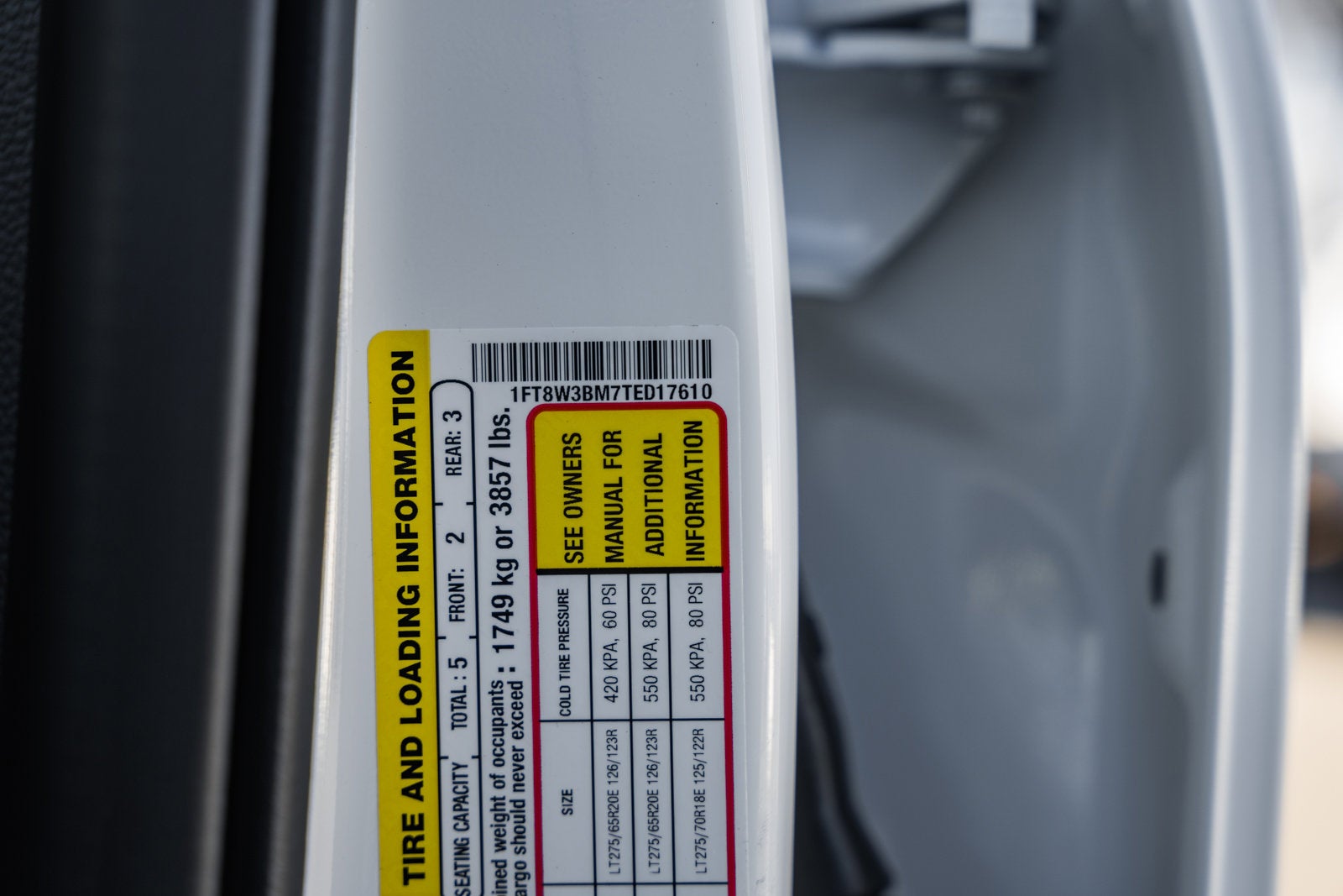 2026 Ford Super Duty F-350 SRW Platinum