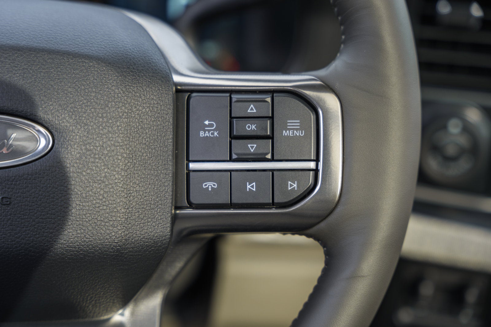 2026 Ford Super Duty F-350 SRW Platinum