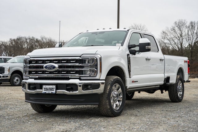 2026 Ford Super Duty F-350 SRW LARIAT