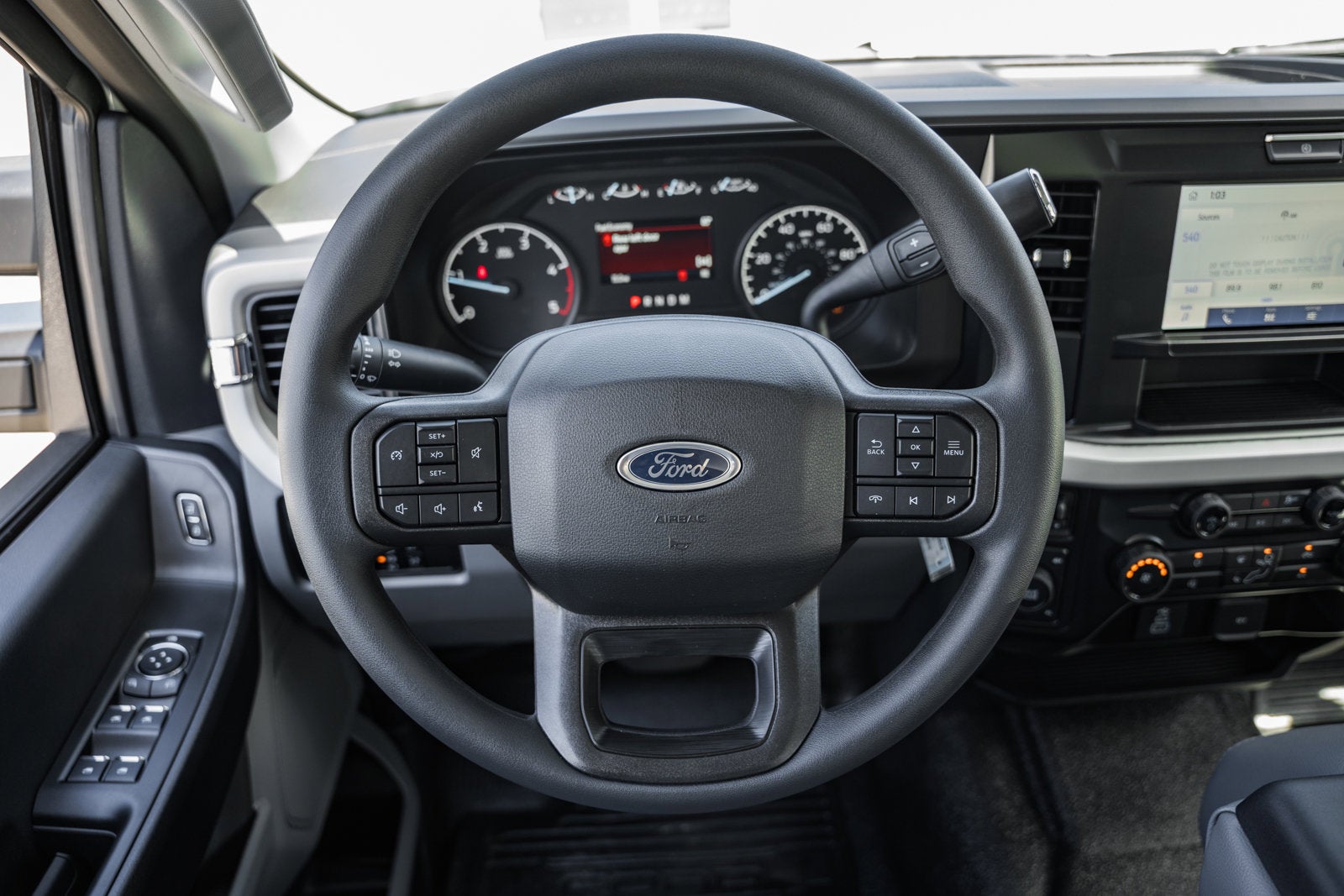 2026 Ford Super Duty F-350 SRW XL