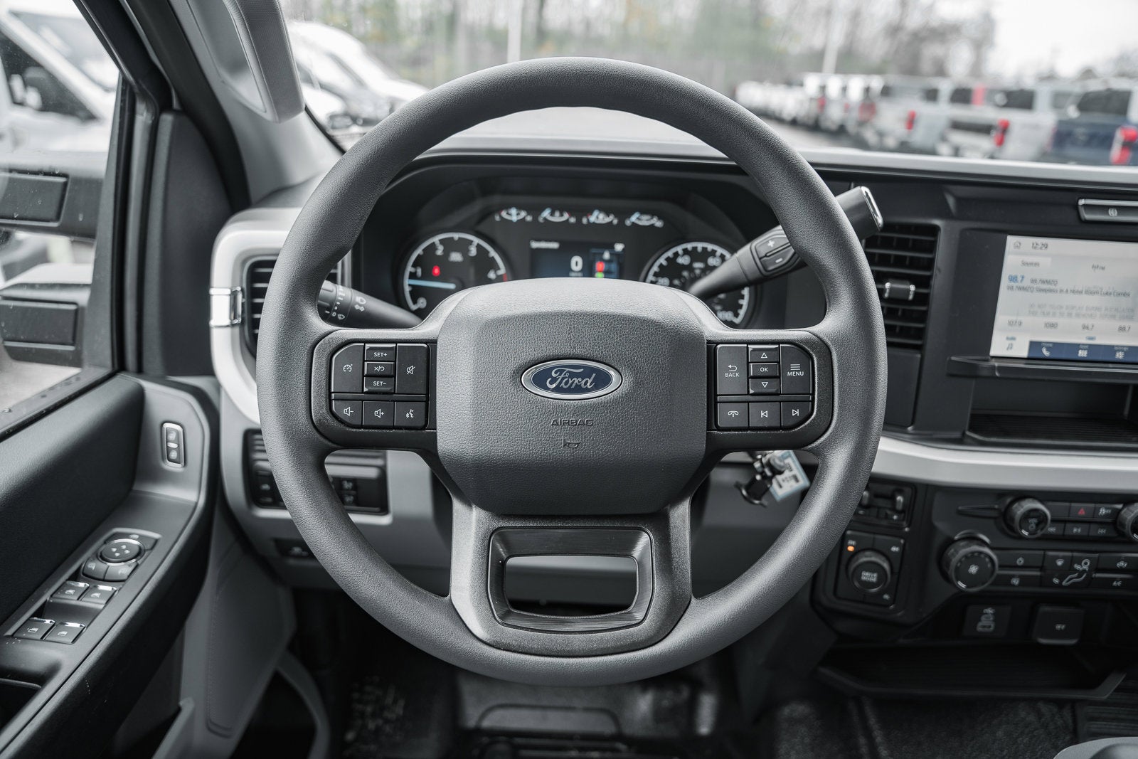 2026 Ford Super Duty F-350 DRW XL DRW