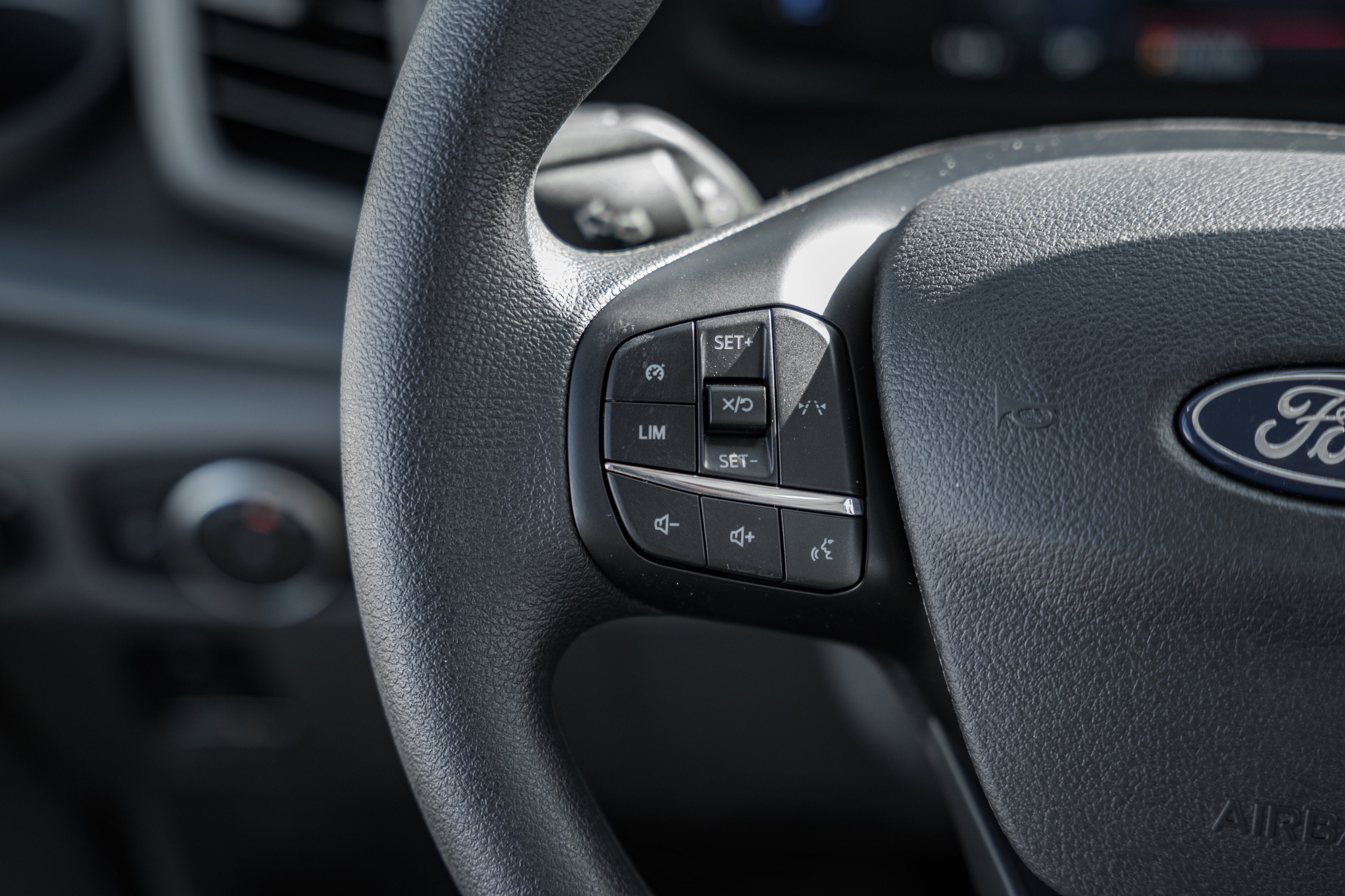 2026 Ford Transit Cargo Van T-250 148" Med Rf 9150 GVWR RWD