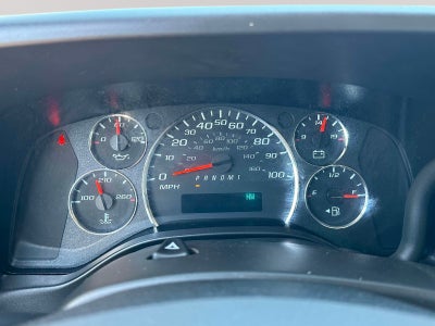 2025 Chevrolet Express Passenger 1LT
