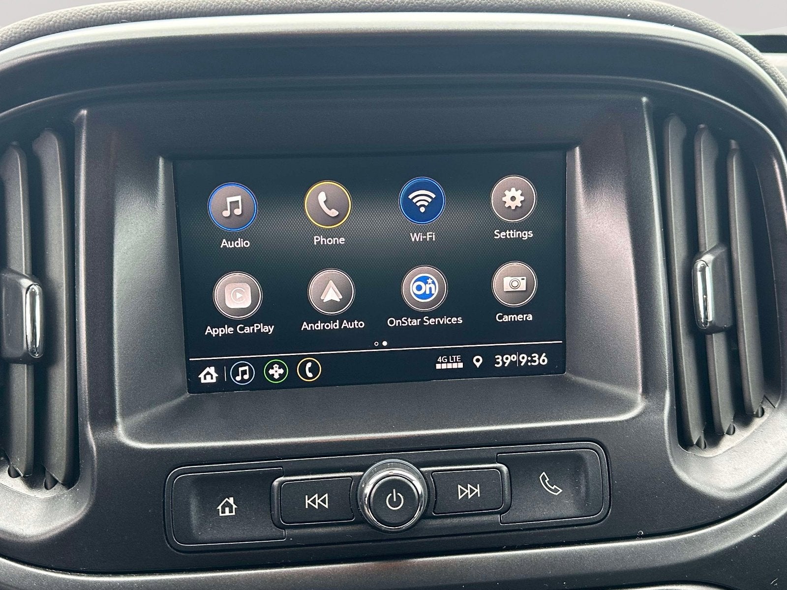 2022 Chevrolet Colorado WT