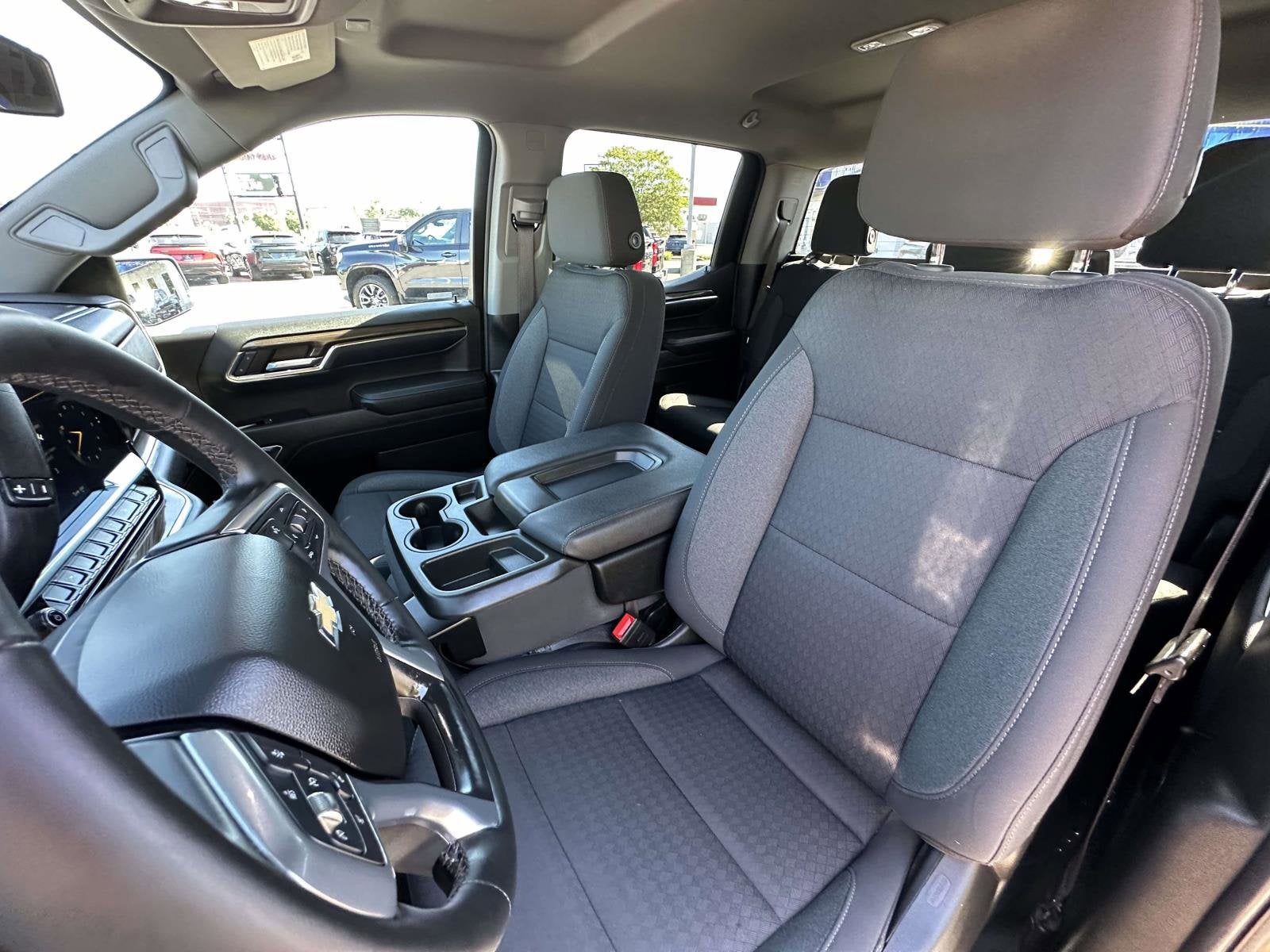 2023 Chevrolet Silverado 1500 LT (2FL)