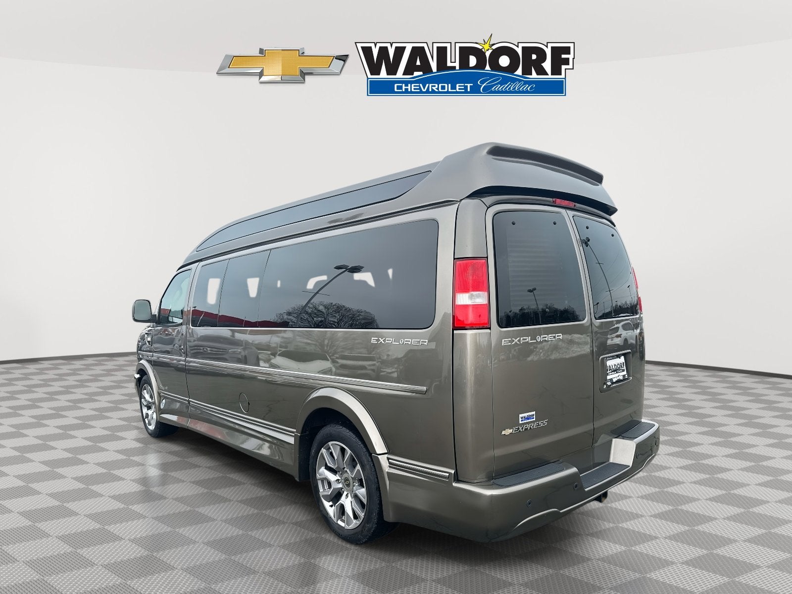 2022 Chevrolet Express Cargo 2500 WT