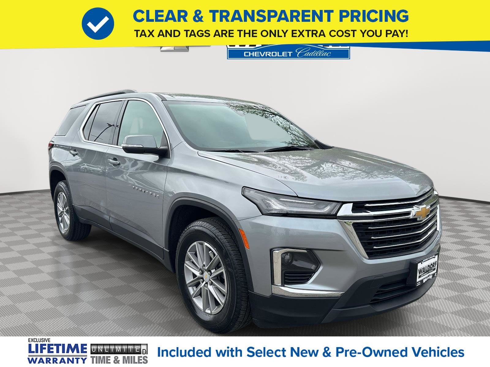 2023 Chevrolet Traverse LT Cloth