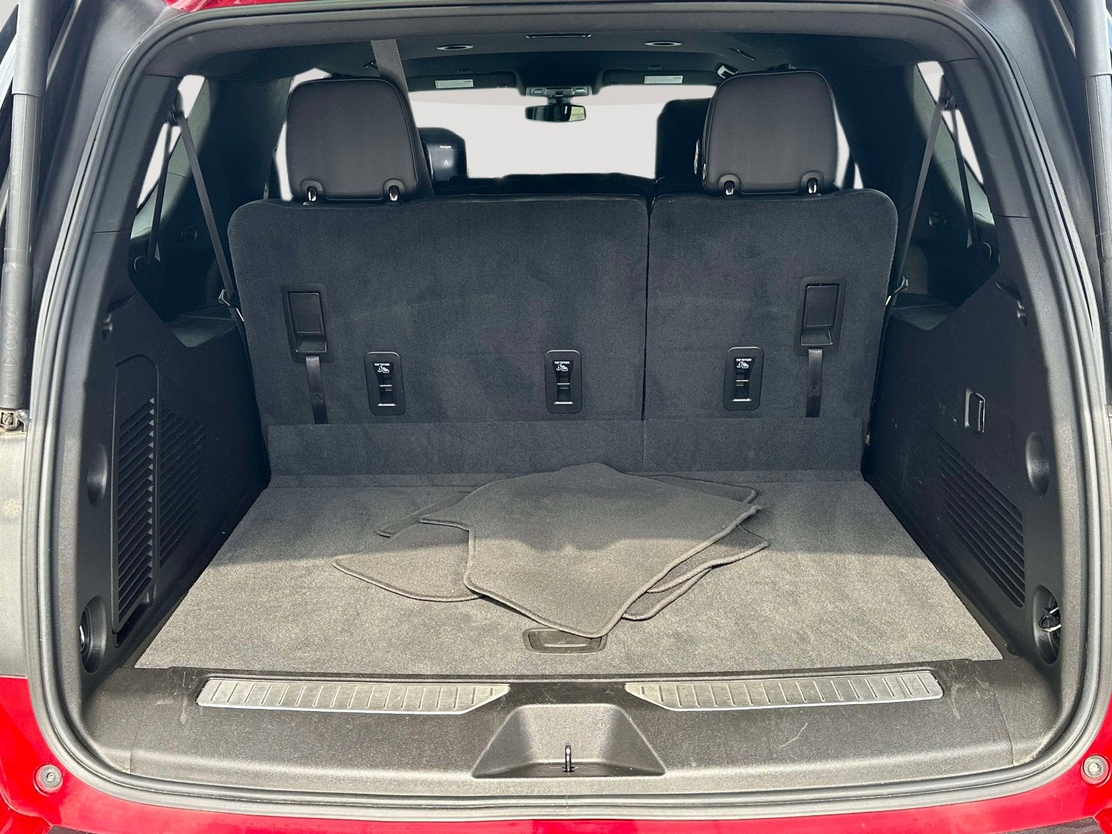 2021 Chevrolet Suburban RST