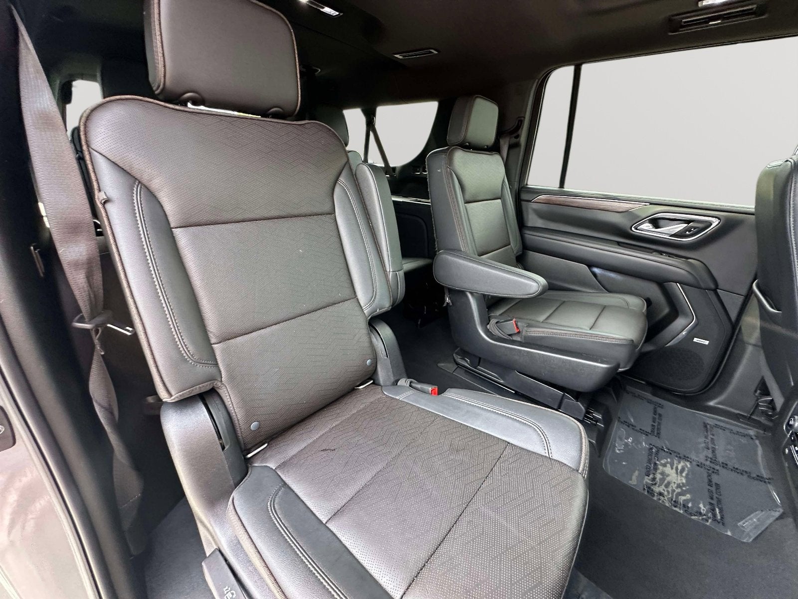 2022 Chevrolet Suburban High Country