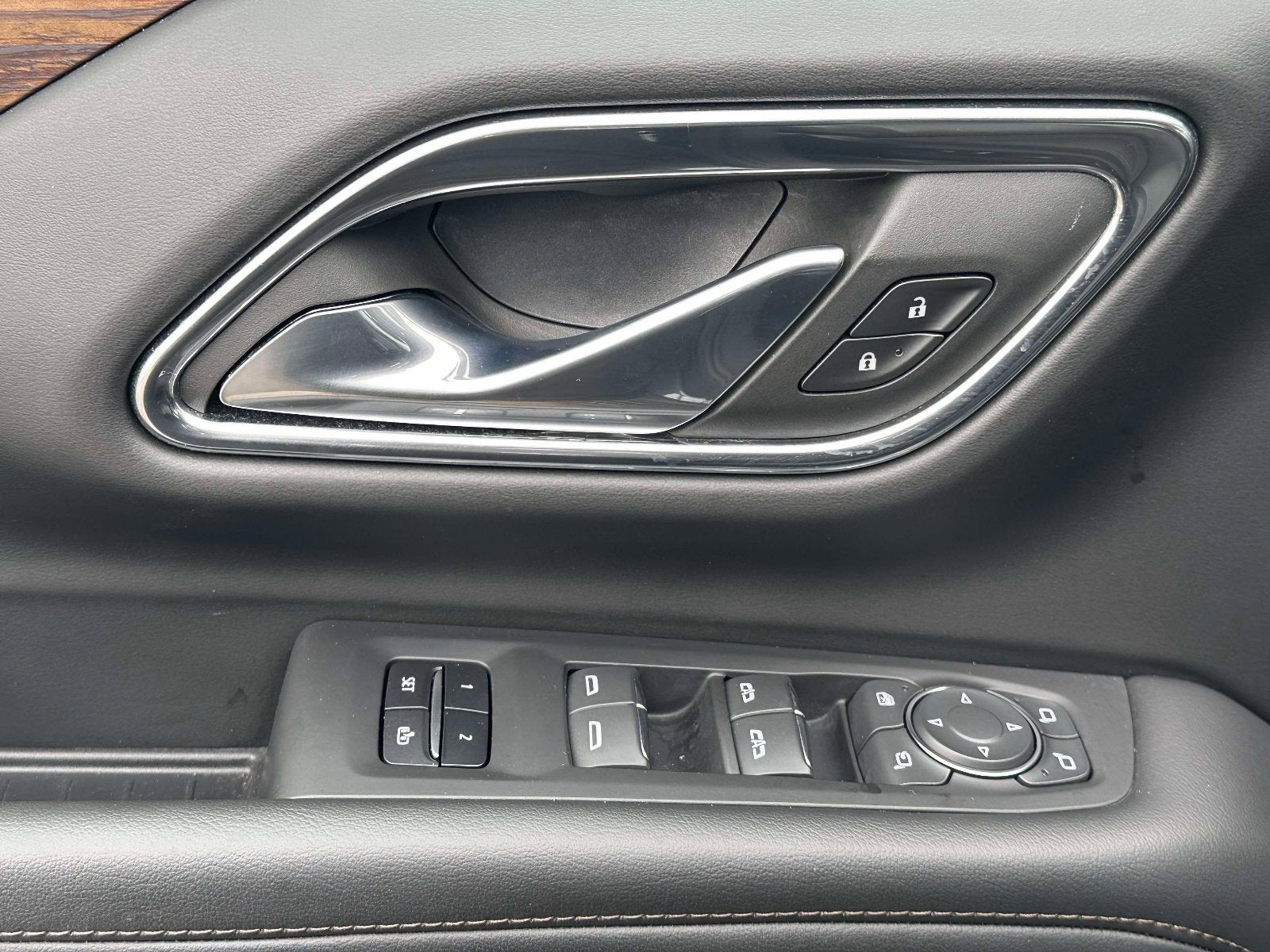 2023 Chevrolet Suburban High Country