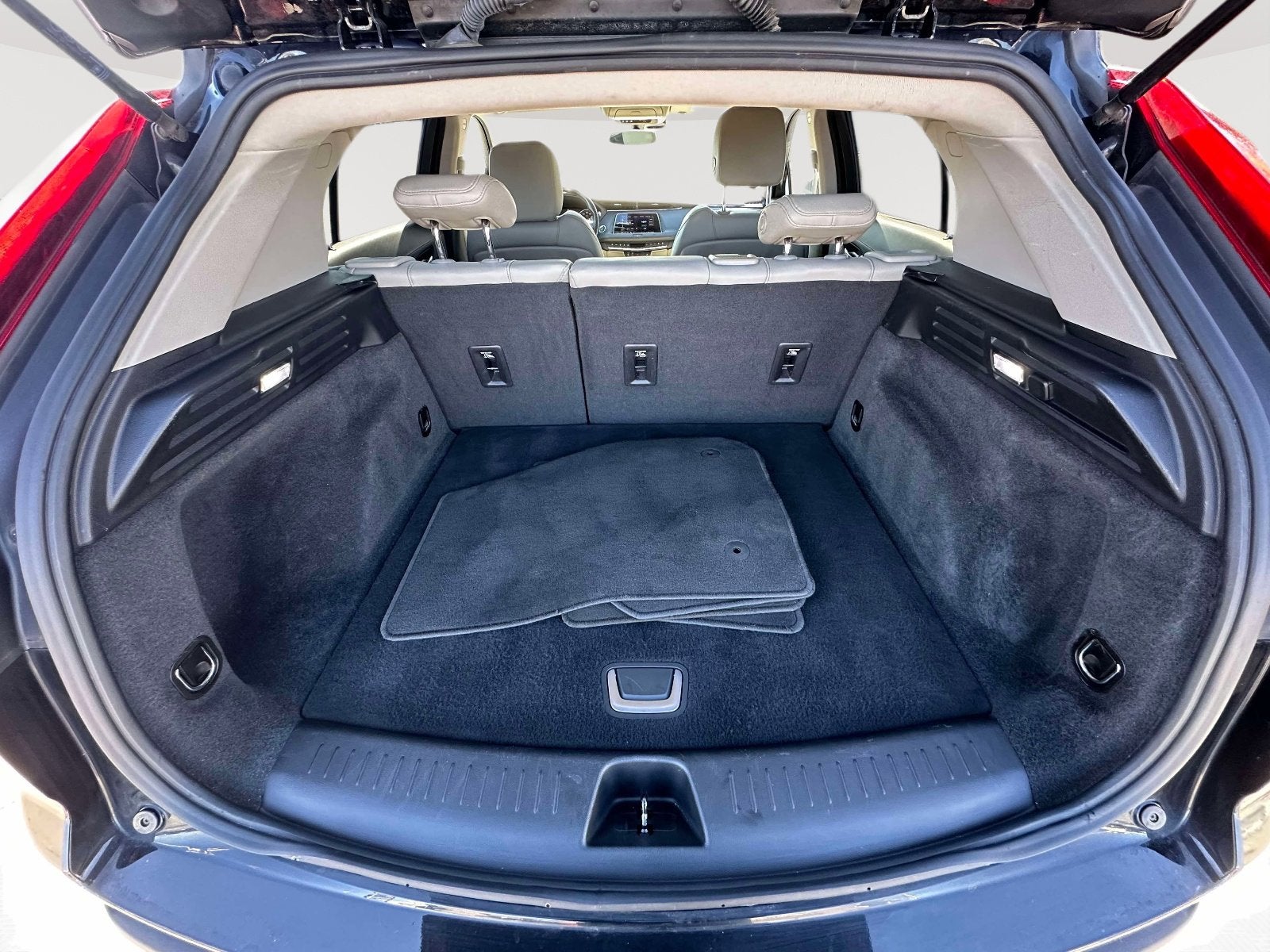 2020 Cadillac XT4 Luxury