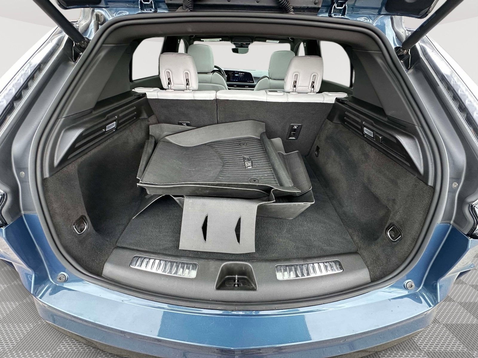 2025 Cadillac XT4 Sport