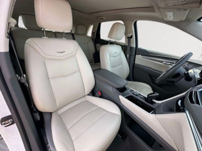 2022 Cadillac XT5 FWD Premium Luxury