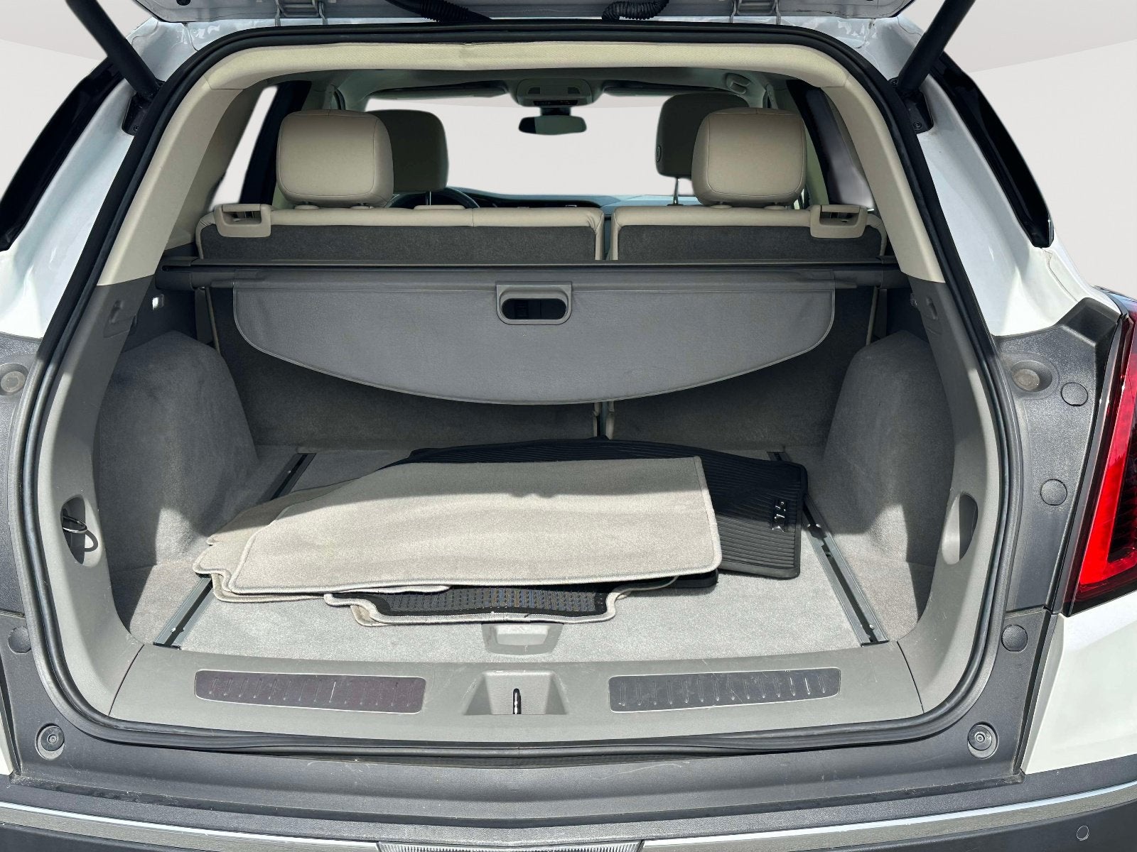 2022 Cadillac XT5 FWD Premium Luxury